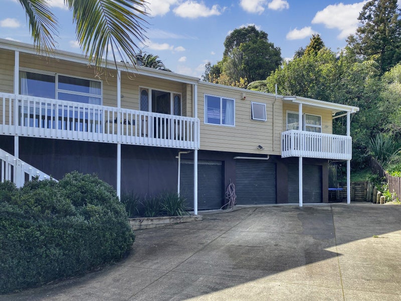 59 Waitakere Road, Waitakere, Auckland - Carousel 1