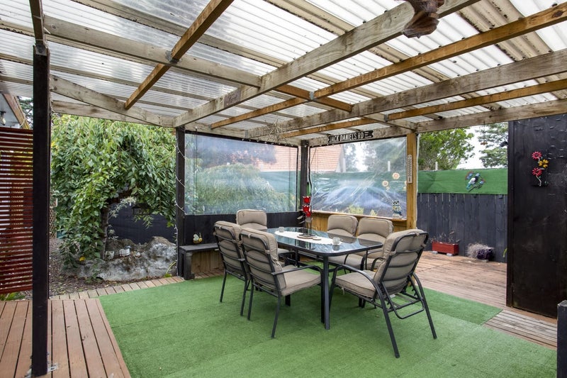 55E Springs Road, Parakai, Helensville - Carousel 1