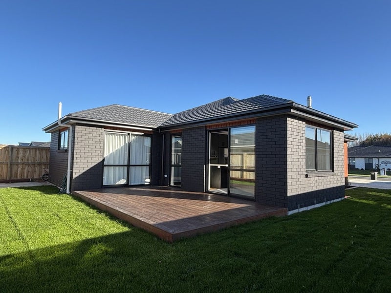 26 Treedale Street, Belfast, Christchurch - Carousel 15