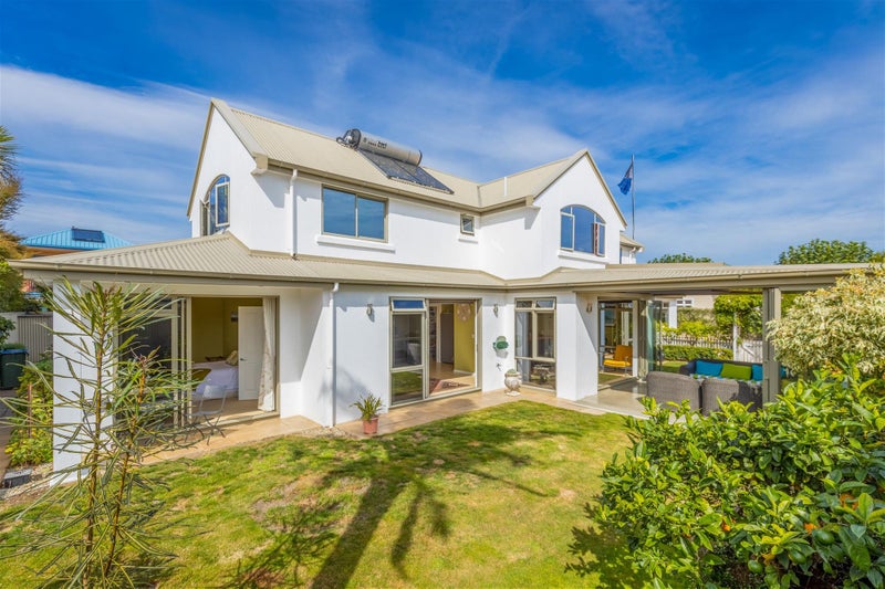 2 Cambria Street, The Wood, Nelson - Carousel 2