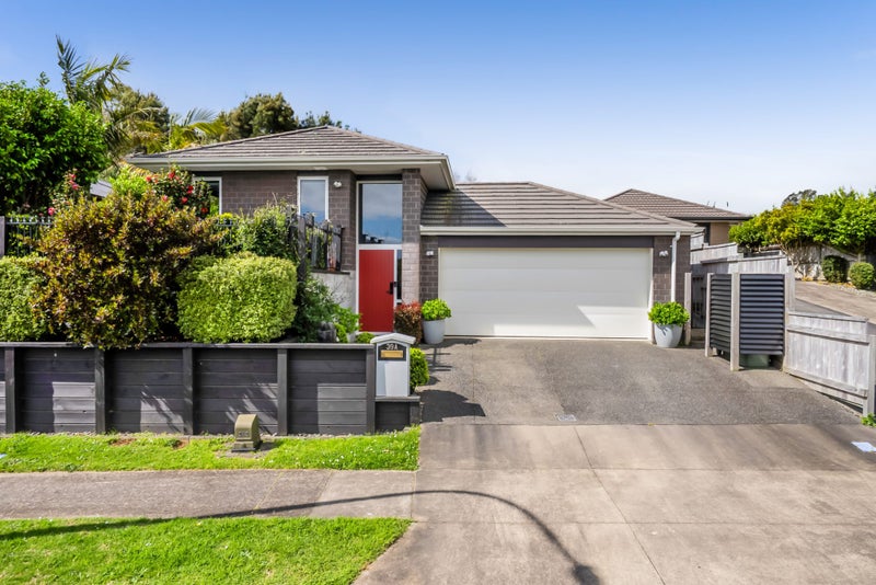 39A Ainslee Street, Highlands Park, New Plymouth - Carousel 1