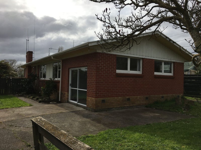 61A Nevada Road, Silverdale, Hamilton - Carousel 1