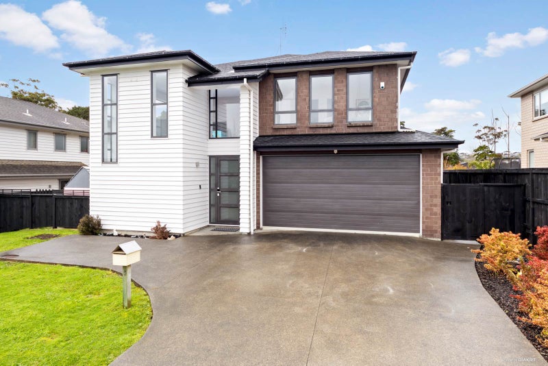 9 Harris Drive, Silverdale, Silverdale - Carousel 1