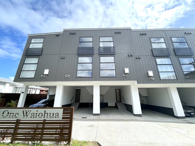 6/1 Waiohua Road, Ellerslie, Auckland - Carousel 18