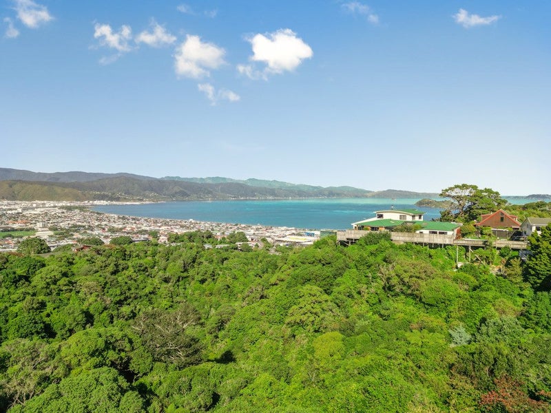 18 Maungaraki Road, Korokoro, Lower Hutt - Carousel 27