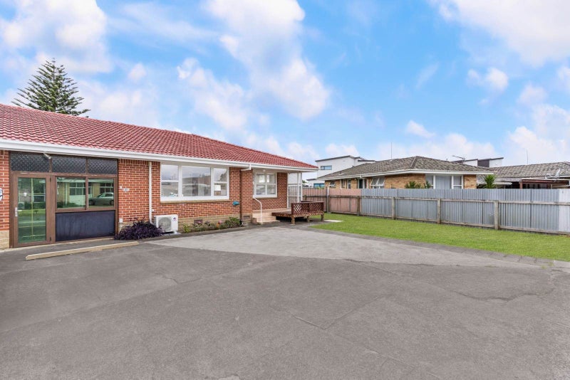 2/43 Wintere Road, Papatoetoe, Auckland - Carousel 2