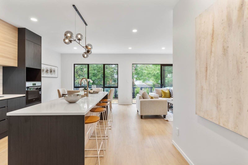 11E Kerria Place, Sunnynook, Auckland - Carousel 2