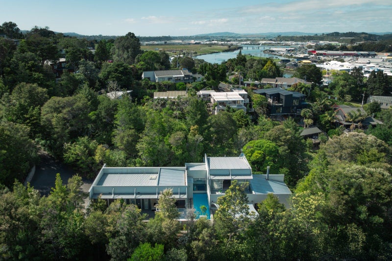 7 The Grove, Riverside, Whangārei - Carousel 1