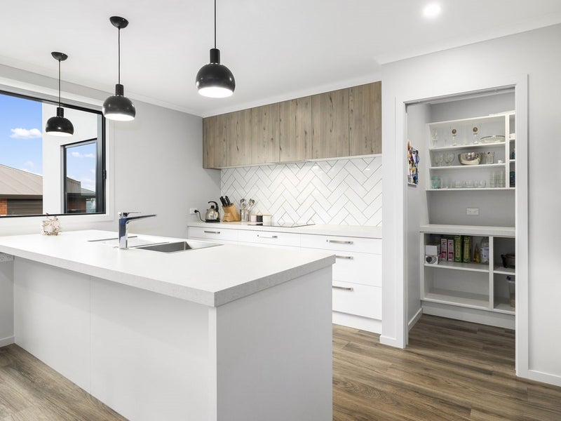 2 Kew Place, Corstorphine, Dunedin - Carousel 2