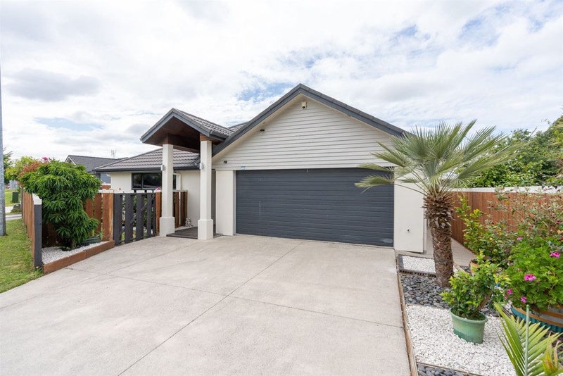 41A Saxbys Road, Deanwell, Hamilton - Carousel 1