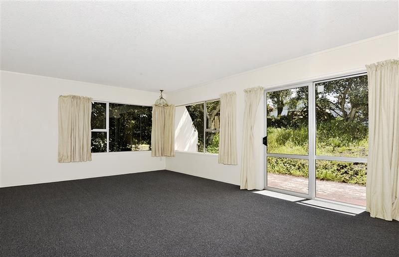 67B Marsden Avenue, Mount Eden, Auckland - Carousel 2