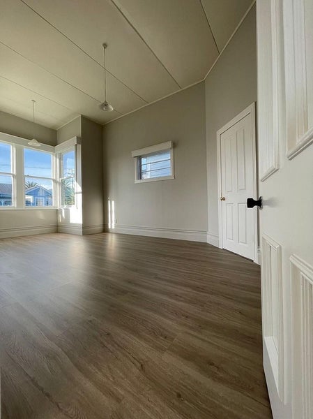 27 Bolton Street, Petone, Lower Hutt - Carousel 2