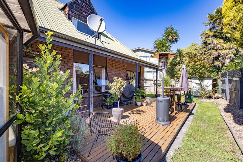 31B Larch Place, Casebrook, Christchurch - Carousel 1