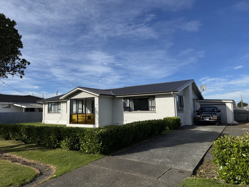 5 Willis Street, Grasmere, Invercargill - Carousel 1