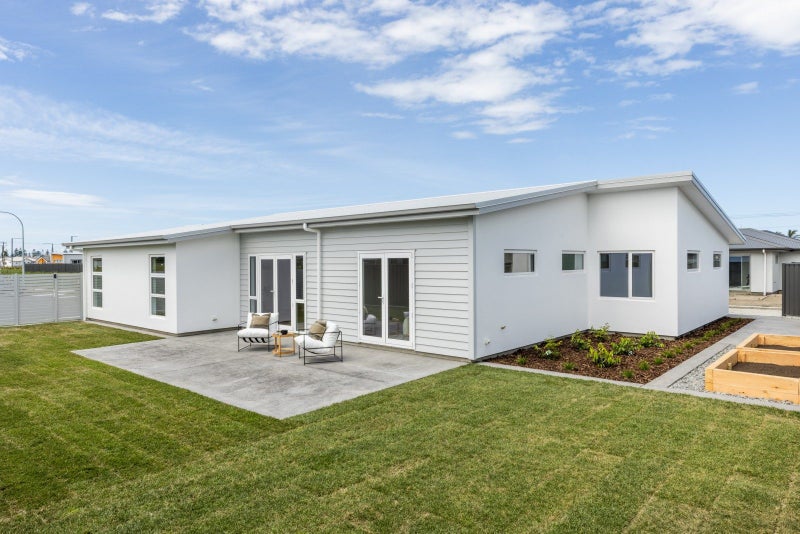 17 Wai Whatu Street, Meeanee, Napier - Carousel 2
