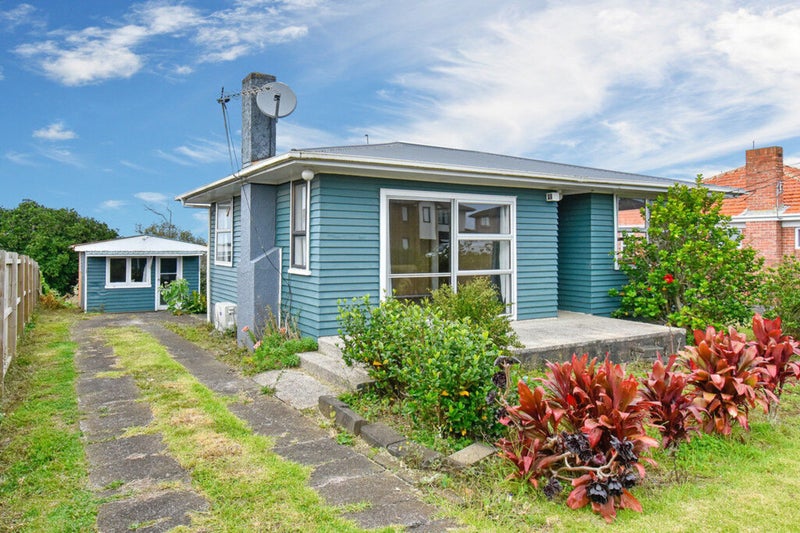 28 Pukaki Road, Mangere, Auckland - Carousel 1
