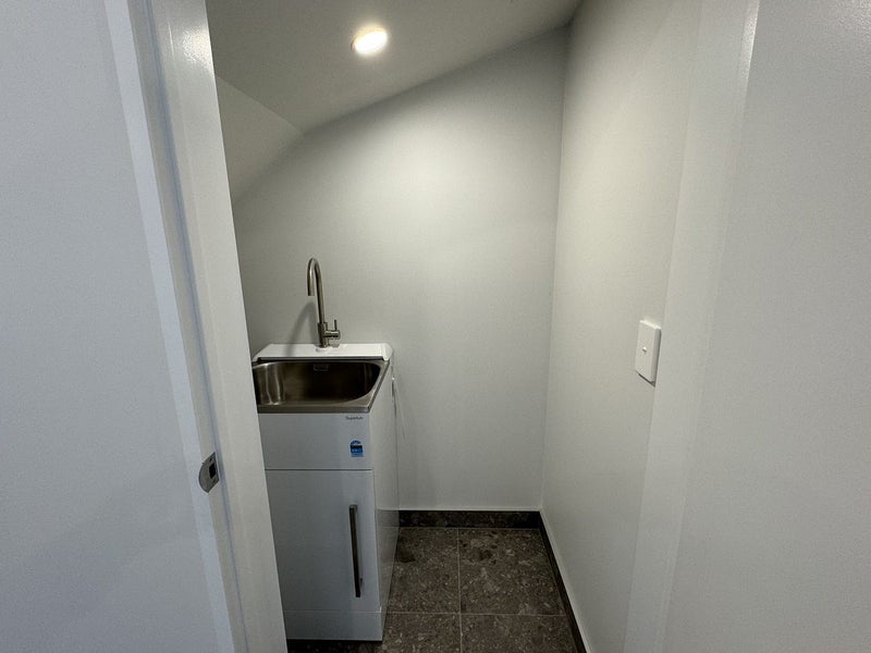 6/60 Derby Street, St Albans, Christchurch - Carousel 12