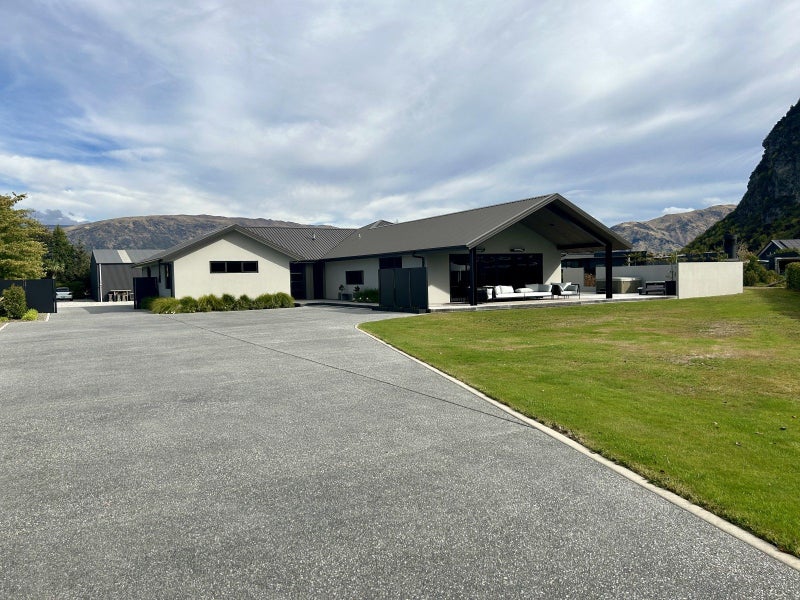 5 Old Racecourse Road, Albert Town, Wanaka - Carousel 1