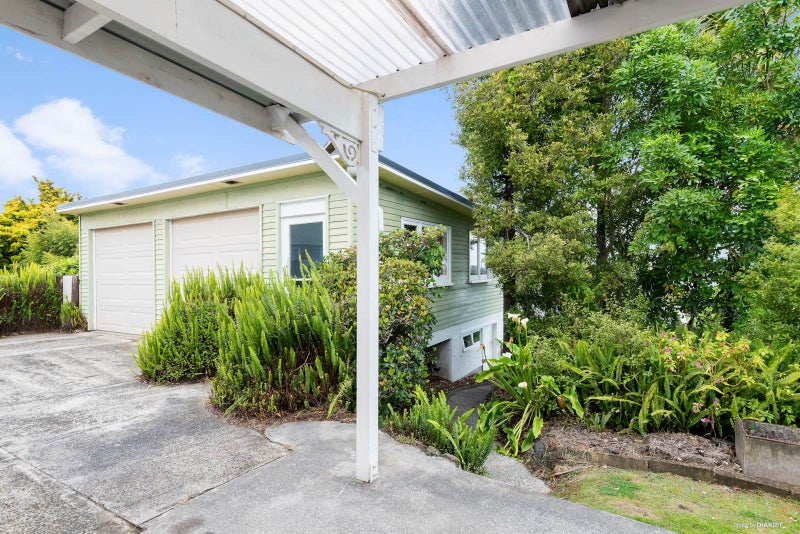16 Ted William Street, New Windsor, Auckland - Carousel 2