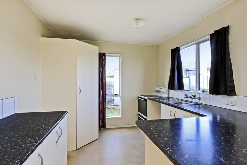 25 Kingsley Drive, Flaxmere, Hastings - Carousel 2