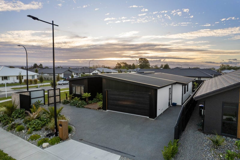 36 Summersfield Boulevard, Appleby, Richmond - Carousel 29