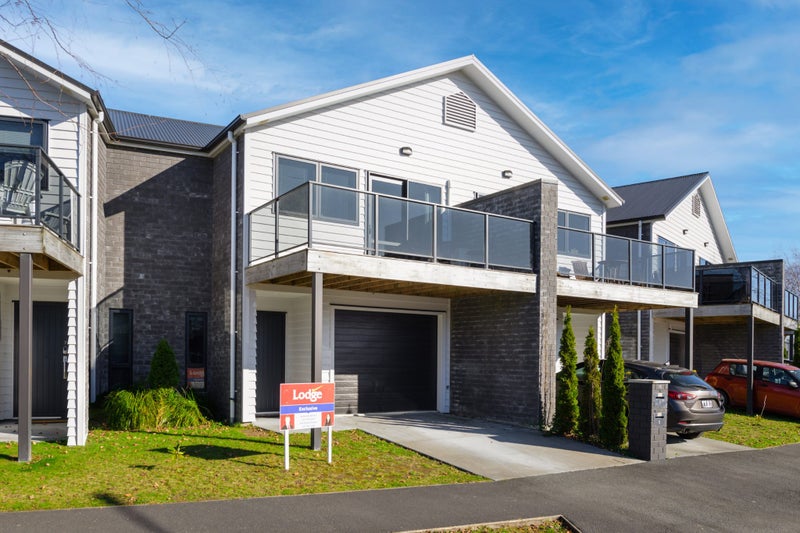 6/16 Jones Crescent, Melville, Hamilton - Carousel 1