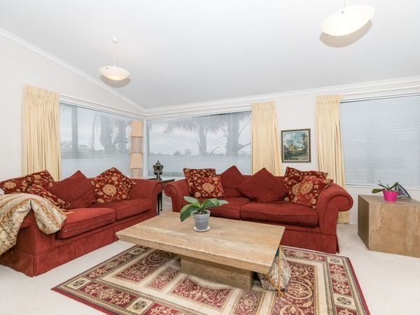 25 Highgrove Drive, Grandview Heights, Hamilton - Carousel 2