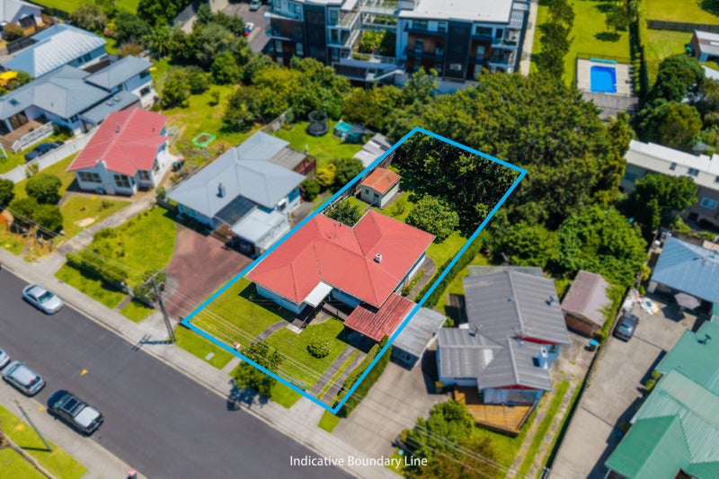 9 Boakes Road, Mount Wellington, Auckland - Carousel 1