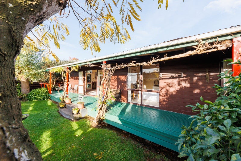 187 Amberley Avenue, Highbury, Palmerston North - Carousel 1