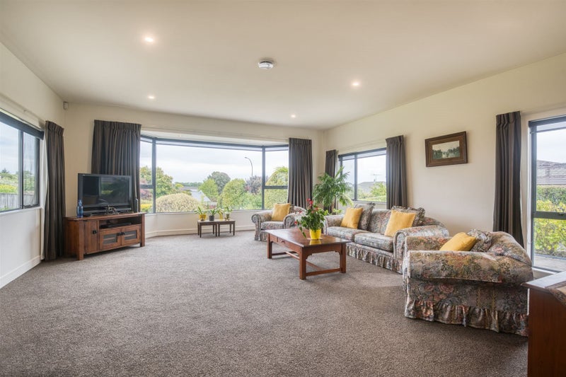 4 James Cross Place, Mapua - Carousel 2