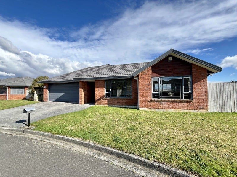 20 Kelso Grove, Kelson, Lower Hutt - Carousel 19