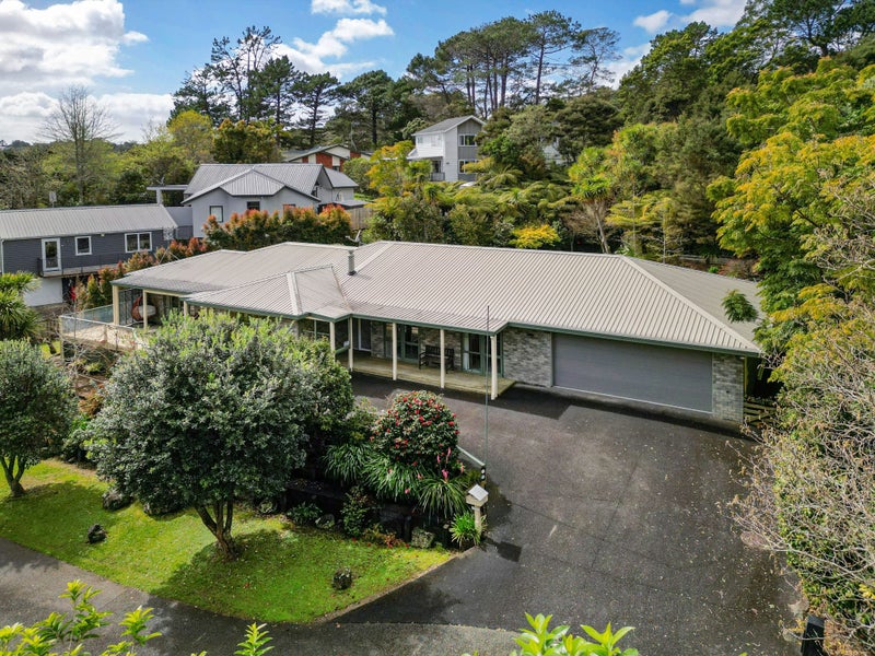 27 Kimberly Grove, Greenhithe, Auckland - Carousel 1