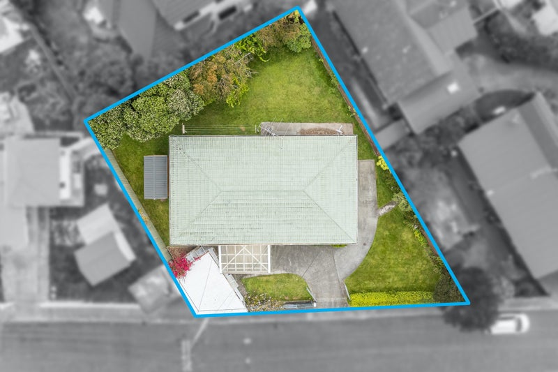 341 Riverside Drive, Fairfield, Lower Hutt - Carousel 28
