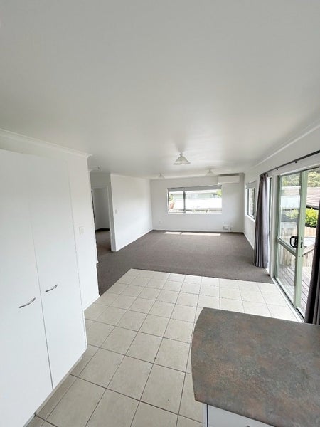 12A Midgley Road, West Harbour, Auckland - Carousel 2