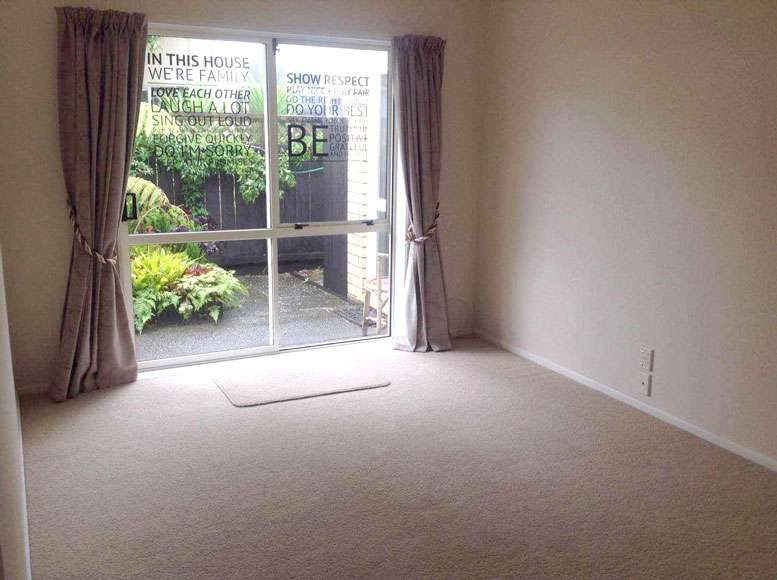 7 Embleton Close, Northpark, Auckland - Carousel 2