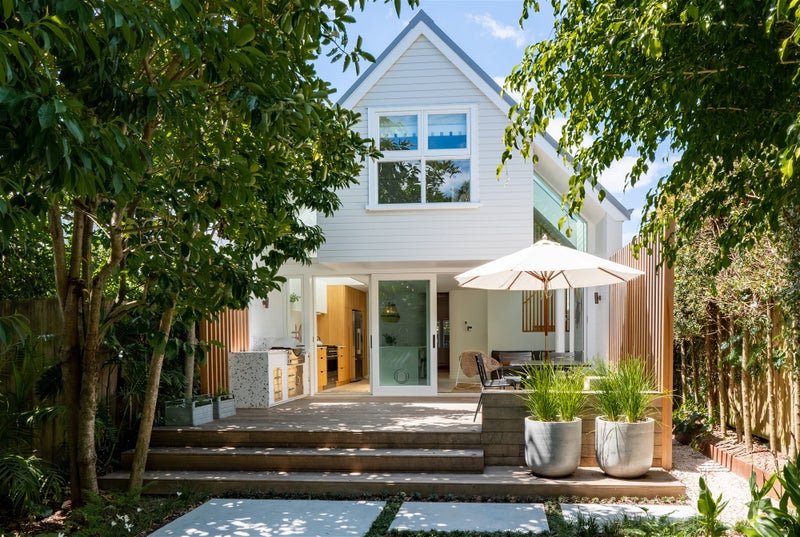 24 Hackett Street, Saint Marys Bay, Auckland - Carousel 1