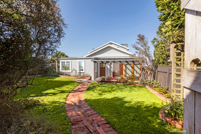 31 Putnam Street, Northland, Wellington - Carousel 1