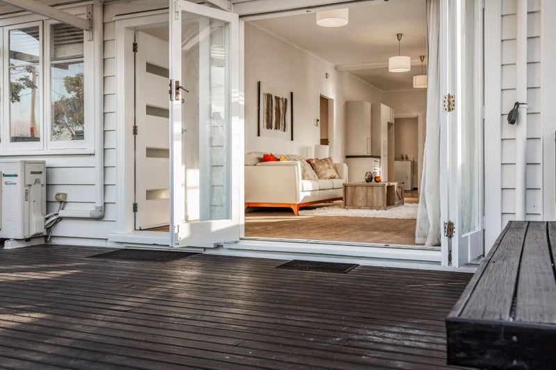 21 Islington Avenue, New Lynn, Auckland - Carousel 2