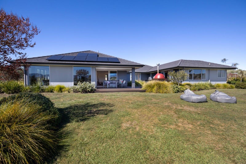 445 Old Coach Road, Upper Moutere - Carousel 2