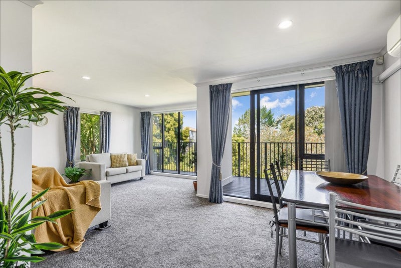 3H/1 Wadier Place, Henderson, Auckland - Carousel 1