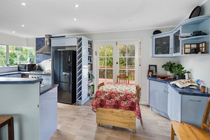 14 Glenside Road, Glenside, Wellington - Carousel 2