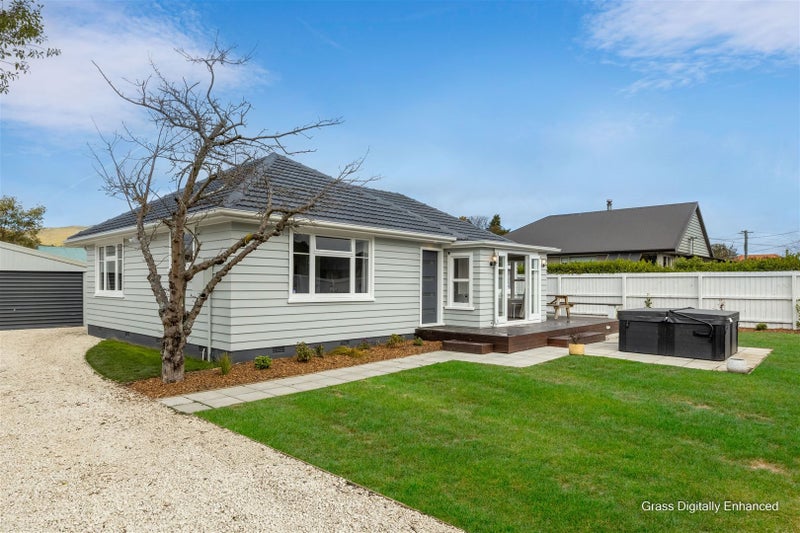 9 Derrett Place, Saint Martins, Christchurch - Carousel 1