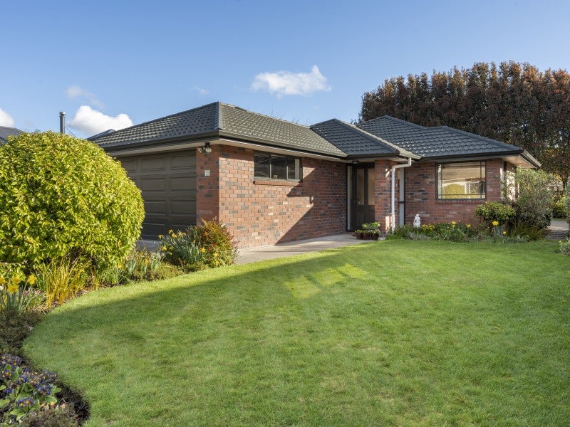 22 McCurdy Street, Elderslea, Upper Hutt - Carousel 1