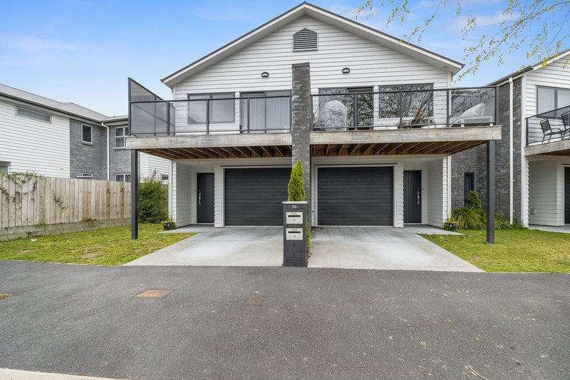 7/16 Jones Crescent, Melville, Hamilton - Carousel 1