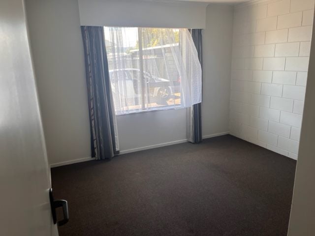 32B Newcastle Street, Hokowhitu, Palmerston North - Carousel 2