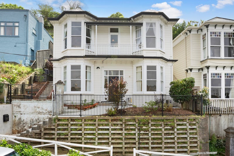 10 Essex Street, Aro Valley, Wellington - Carousel 1