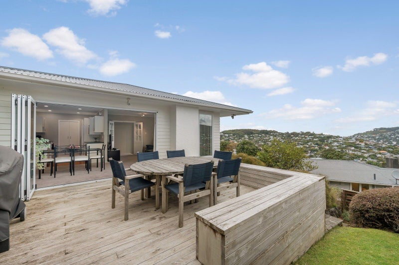 83 Fox Street, Ngaio, Wellington - Carousel 2