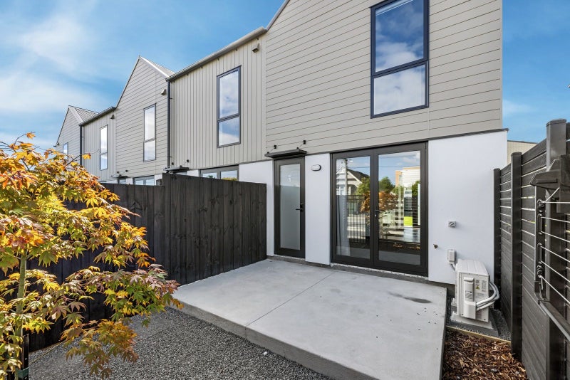 1/50 Antigua Street, Addington, Christchurch - Carousel 12