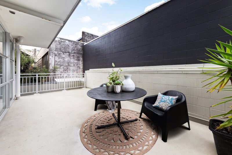 6/8 Clayton Street, Newmarket, Auckland - Carousel 2