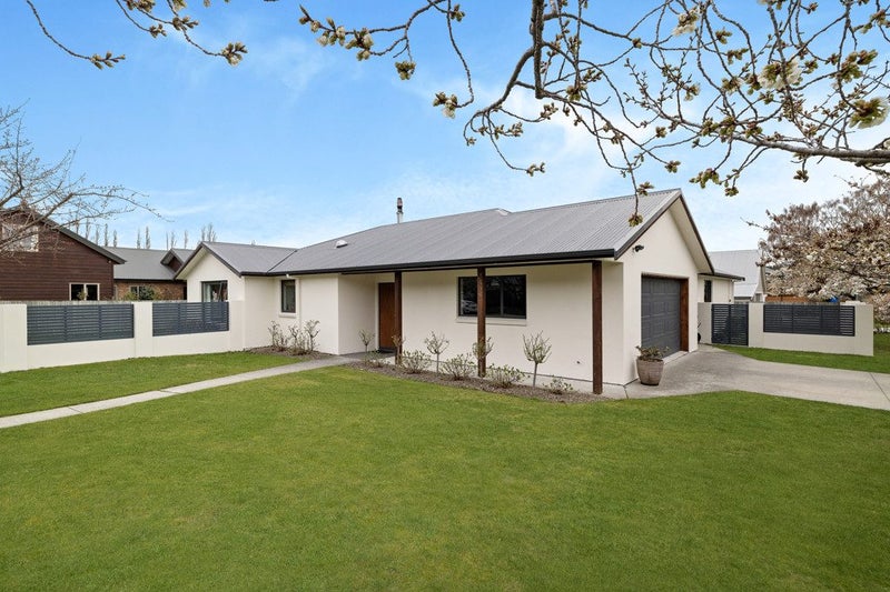 1 Lansdown Street, Wanaka - Carousel 2